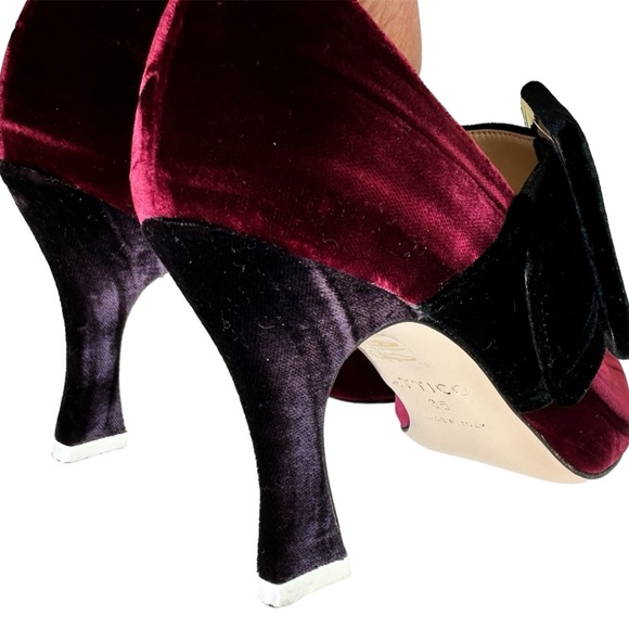 The Attico Elsa Velvet pumps Burgundy plum Black buckle heel EUC US size 5 - Picture 4 of 14